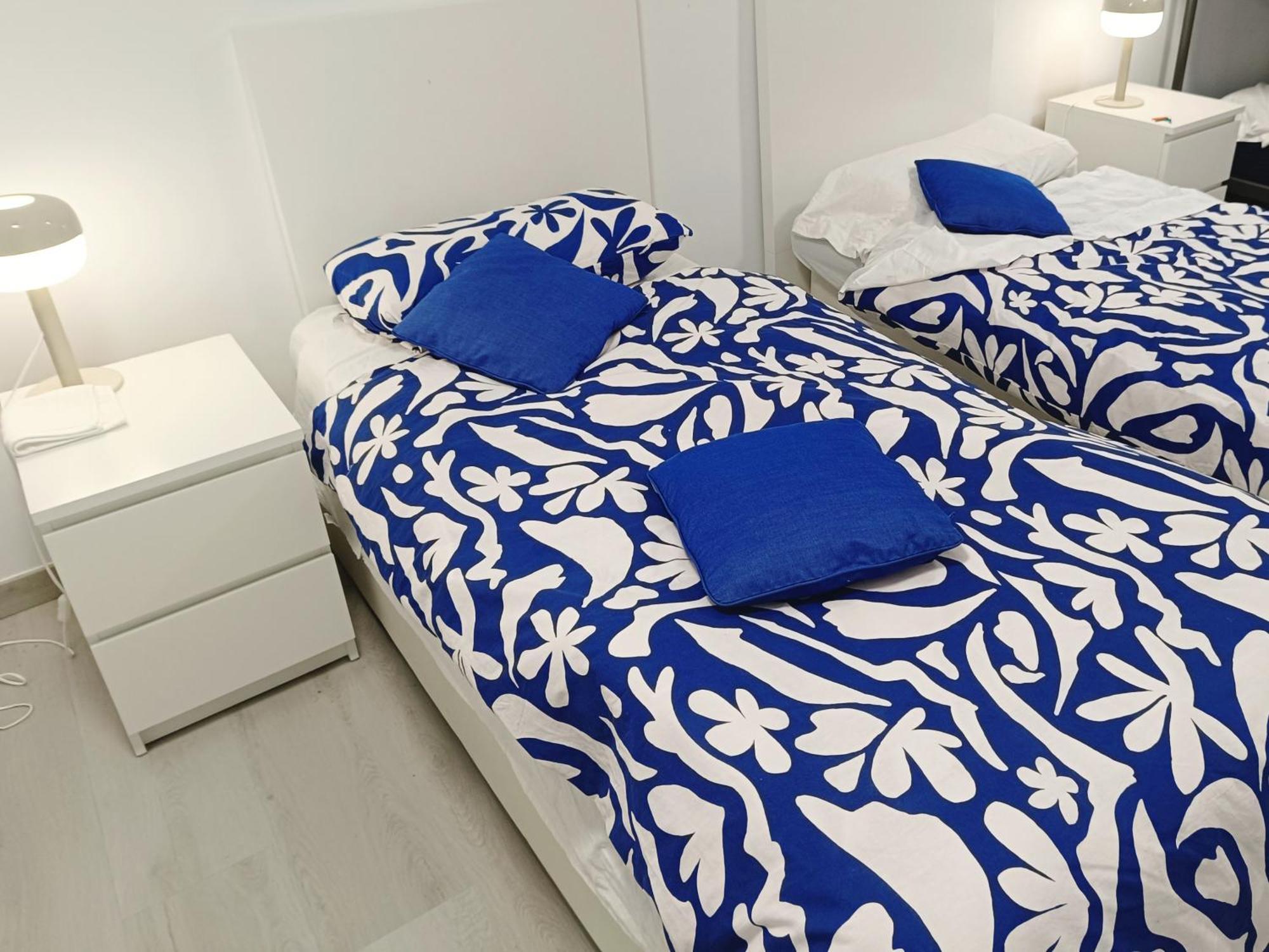 -Hostel Latimoamericano Masculino II Madrid Exterior photo
